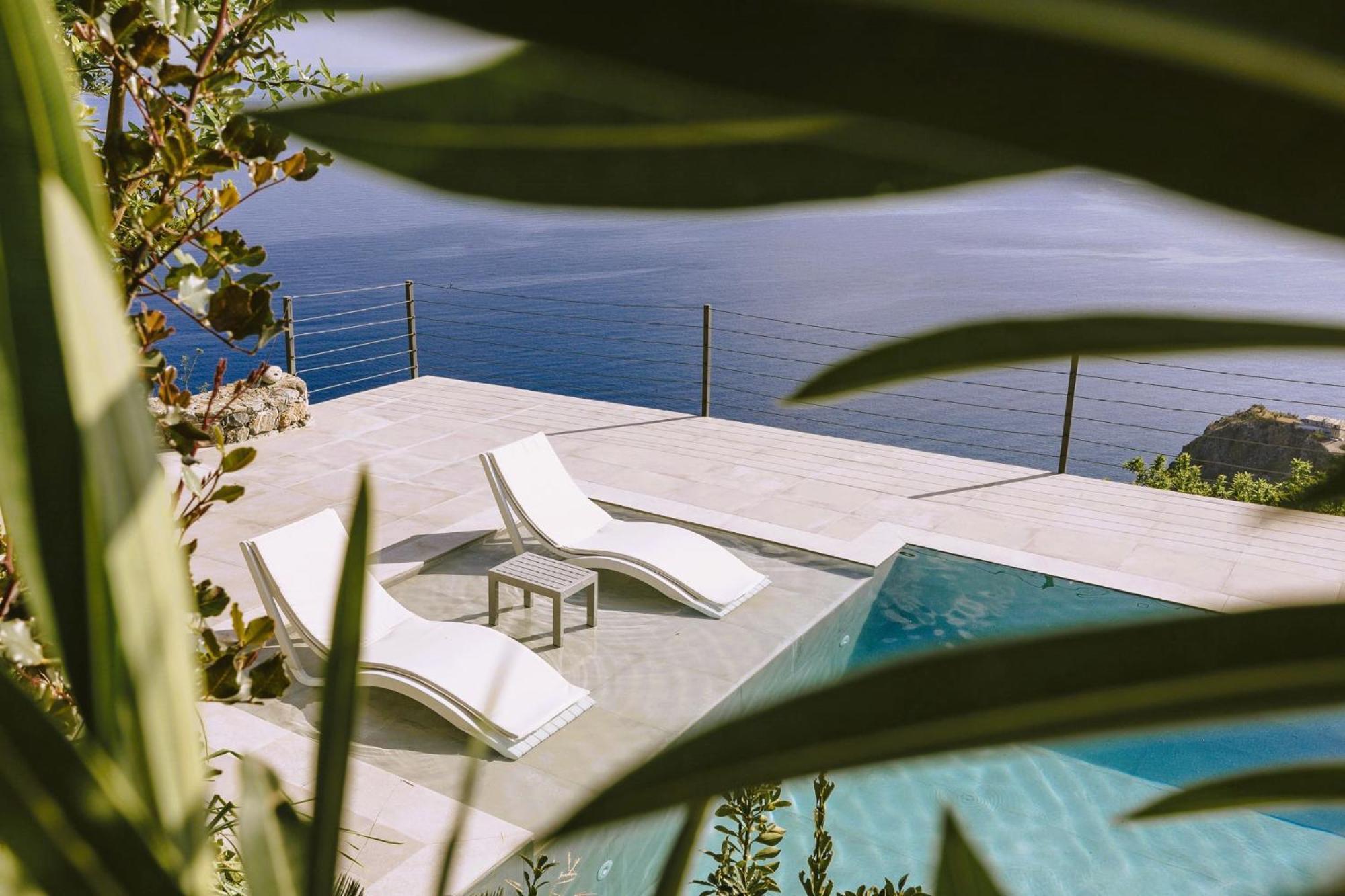 Anemos Luxury Villas Rodhákinon Ngoại thất bức ảnh